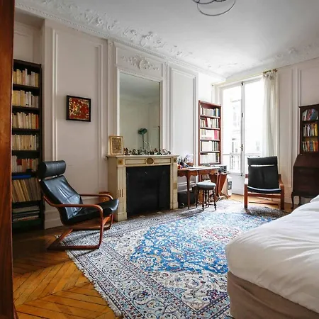 Veeve - Classic Comfort Apartment Paris