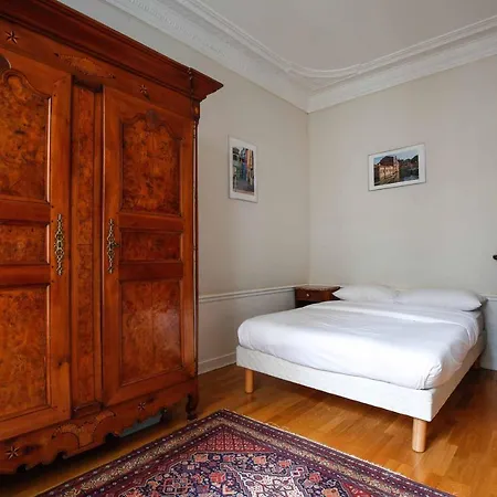 Veeve - Classic Comfort * Paris