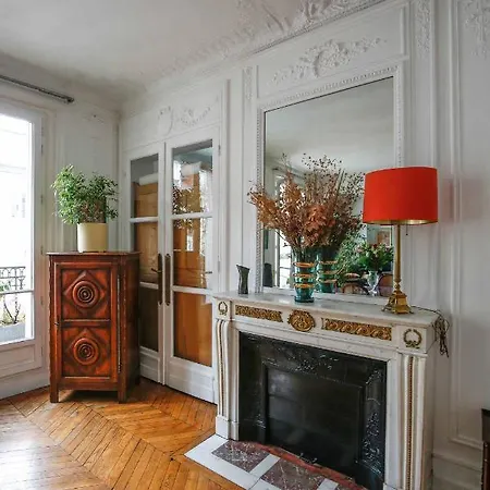 Veeve - Classic Comfort Paris