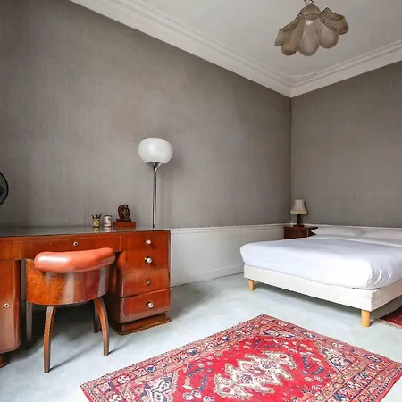 Veeve - Classic Comfort * Paris